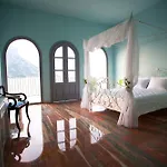Masouriblu Boutique Hotel