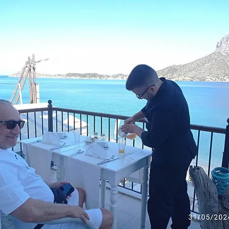 Masouriblu Boutique Hotel