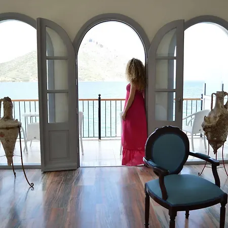 Masouriblu Boutique Hotel