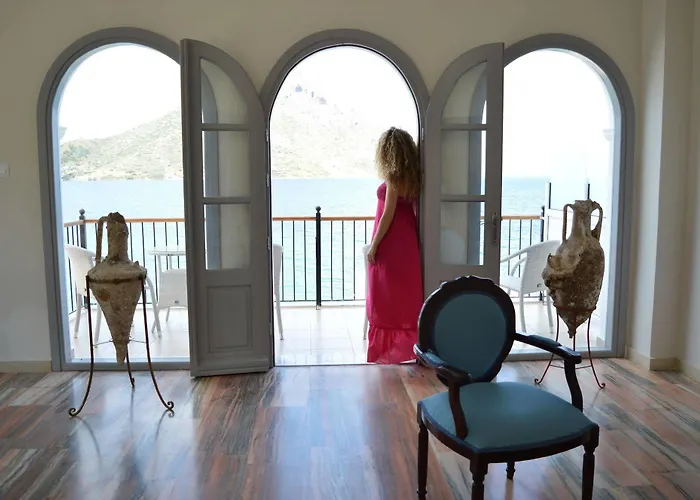 Masouriblu Boutique Hotel